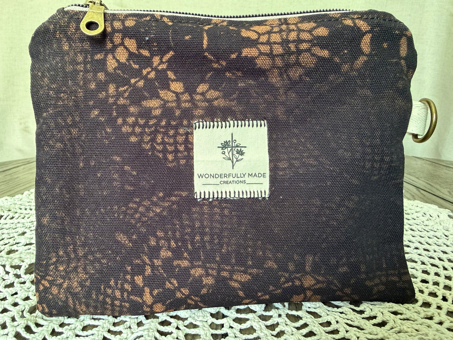 Black Lace Zipper Pouch